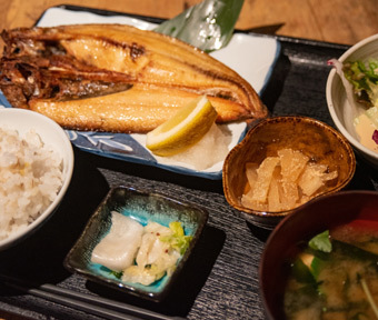 伍楽 (ごらく) 立川店