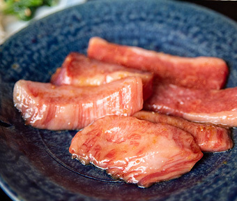 焼肉家 かず