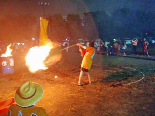 立川市「西砂川地区第26回ふれあい松明祭り」は8月17日