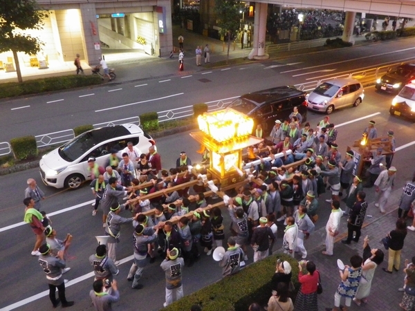 慶祝令和元年曙パレード