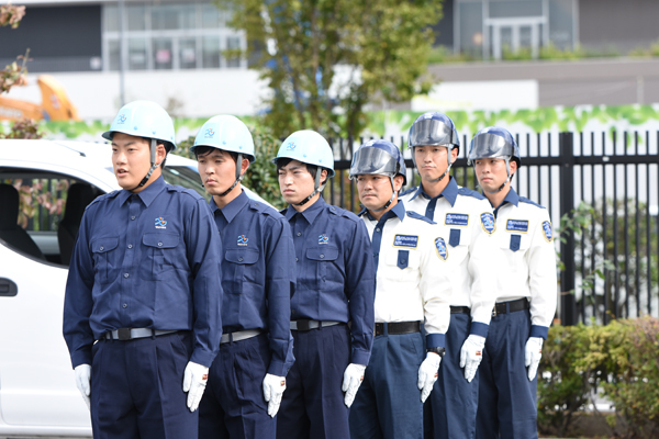 令和元年度自衛消防審査会練習風景（立飛ＨＤ、ららぽーと立川立飛）