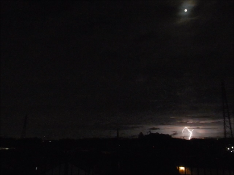 立川市 昨夜の雷