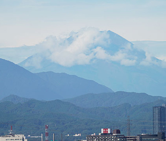 立川から今朝の富士山