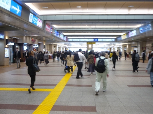 10月21日立川駅付近の様子