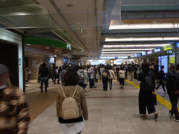 11月7日立川駅付近の様子