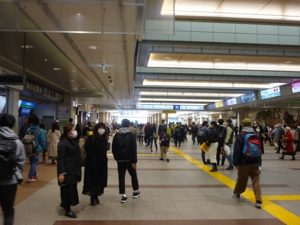 11月11日立川駅付近の様子
