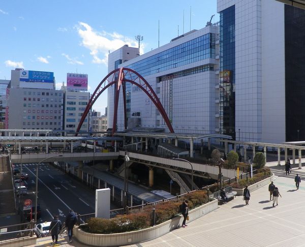 2月17日立川駅付近の様子