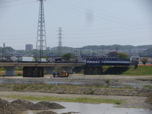 日野橋仮橋設置工事 4月19日の様子