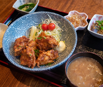 サクライ食堂 (「ファンキー原田」内)