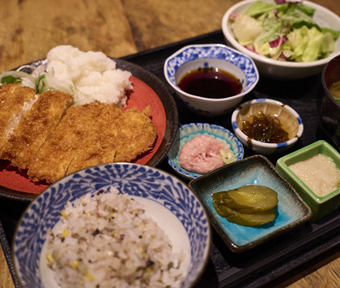 伍楽 (ごらく) 立川店