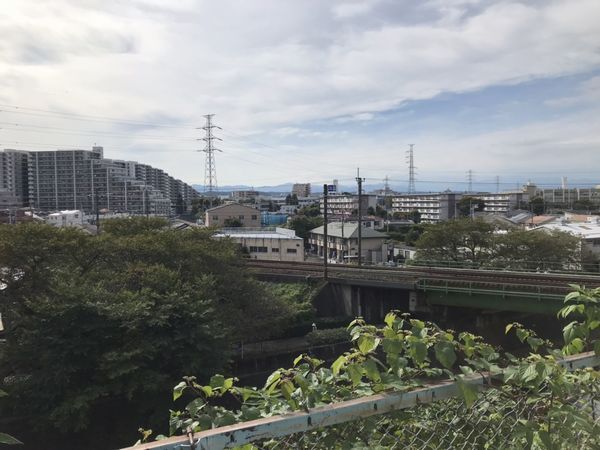 中央線と残堀川10月11日