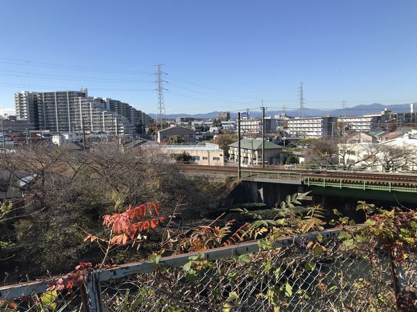 中央線と残堀川12月3日