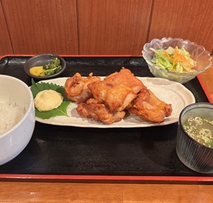 高松町『葉やま』のからあげ定食ランチ