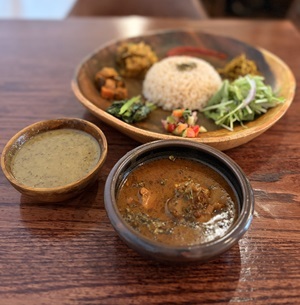 高松町「ワインとスパイス食堂 Épice 舞」のランチ