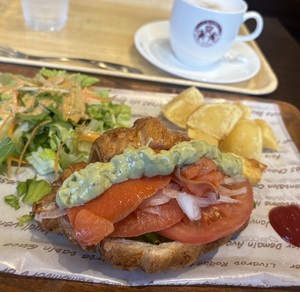 錦町「クラウンベーカリー立川店」ランチ