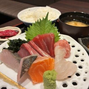 立川市曙町・柳通り沿い「旬菜炭焼 玉河」でランチ