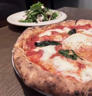 曙町ランチ MOTHERS ORIENTALでごちそう時間