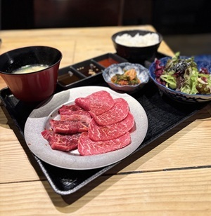 曙町「四五六」の焼肉ランチ