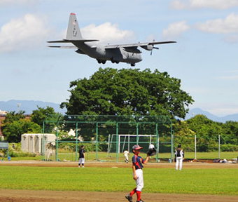 今日の立川 「富士山と飛行機」