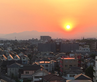 立川から見える夕日