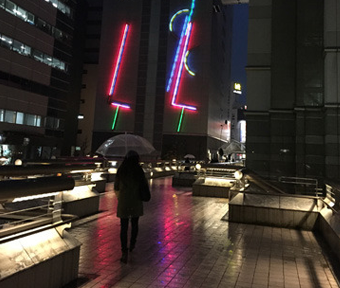 立川も雨が…。