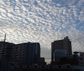 今朝の立川の空