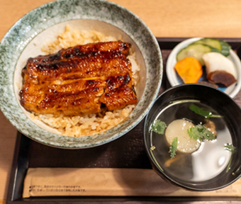 鰻串焼き うなくし