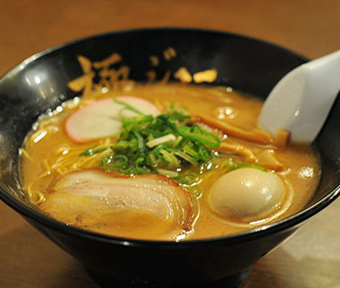 新和歌山ラーメン 極ジョー