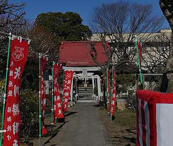 立川市羽衣町 「矢川辨財天」 の節分祭